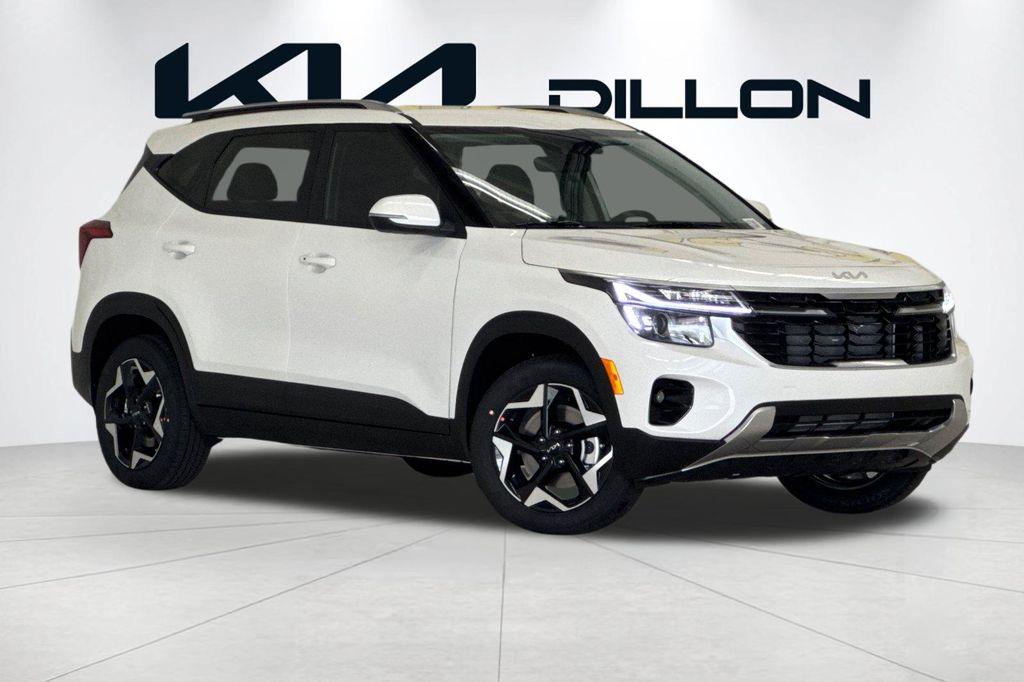 Snow White Pearl 2026 Kia Seltos SUV / Crossover All-Wheel Drive Continuously Variable Transmission