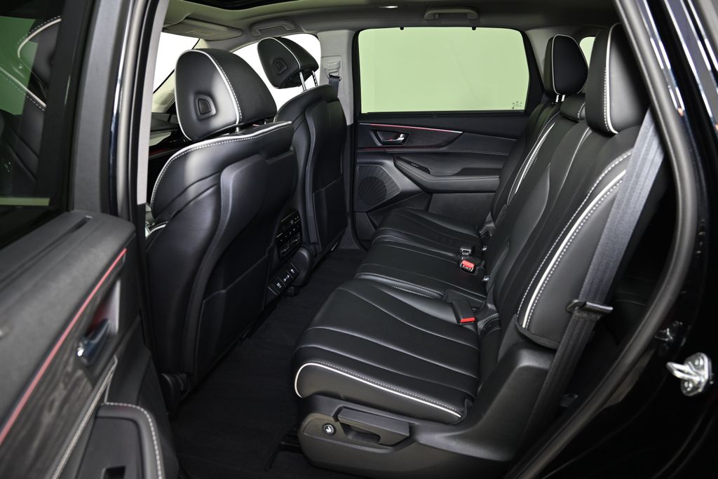 Thumbnail: 2023 Acura MDX - 24