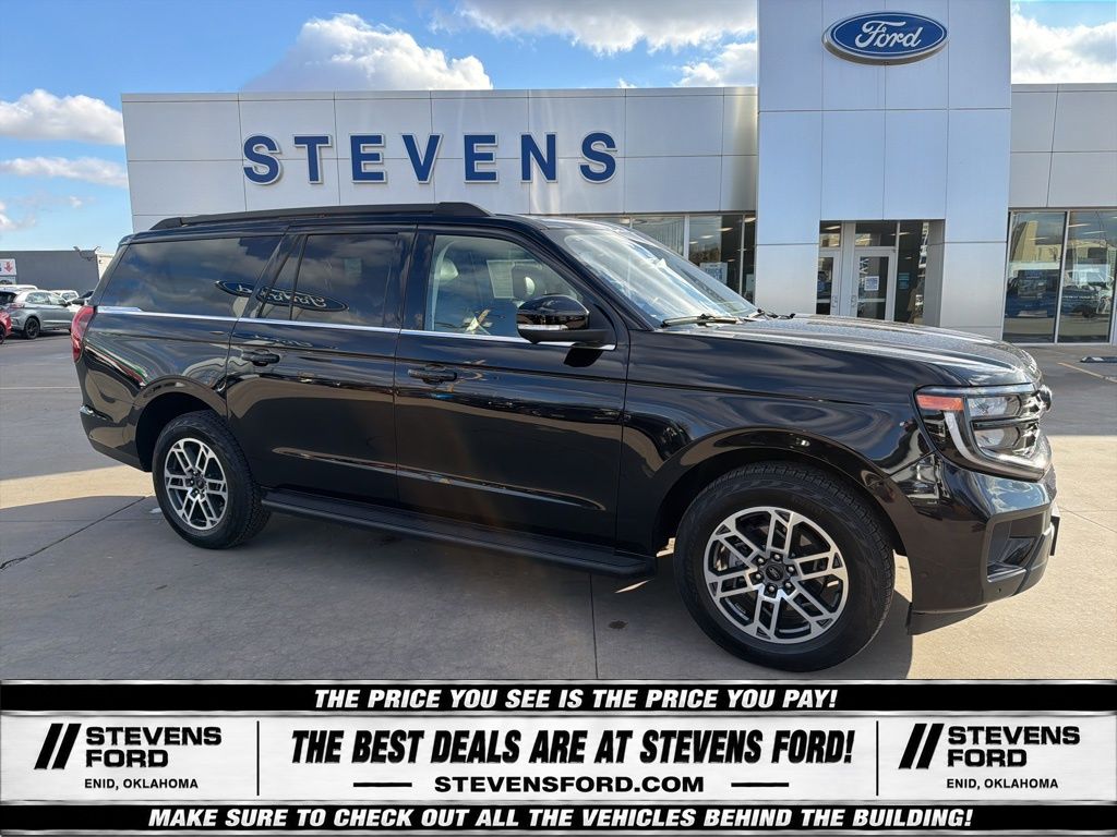 Black Metallic 2025 Ford Expedition SUV / Crossover Four-Wheel Drive Automatic