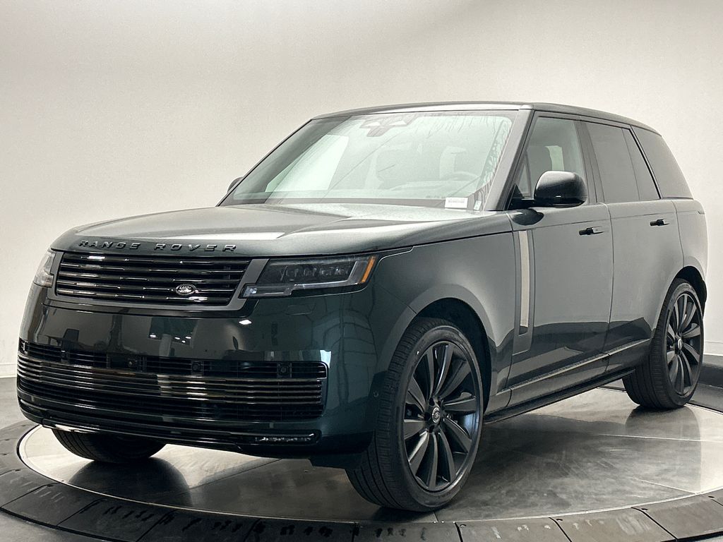 2025 Land Rover Range Rover SV -
                Darien, CT