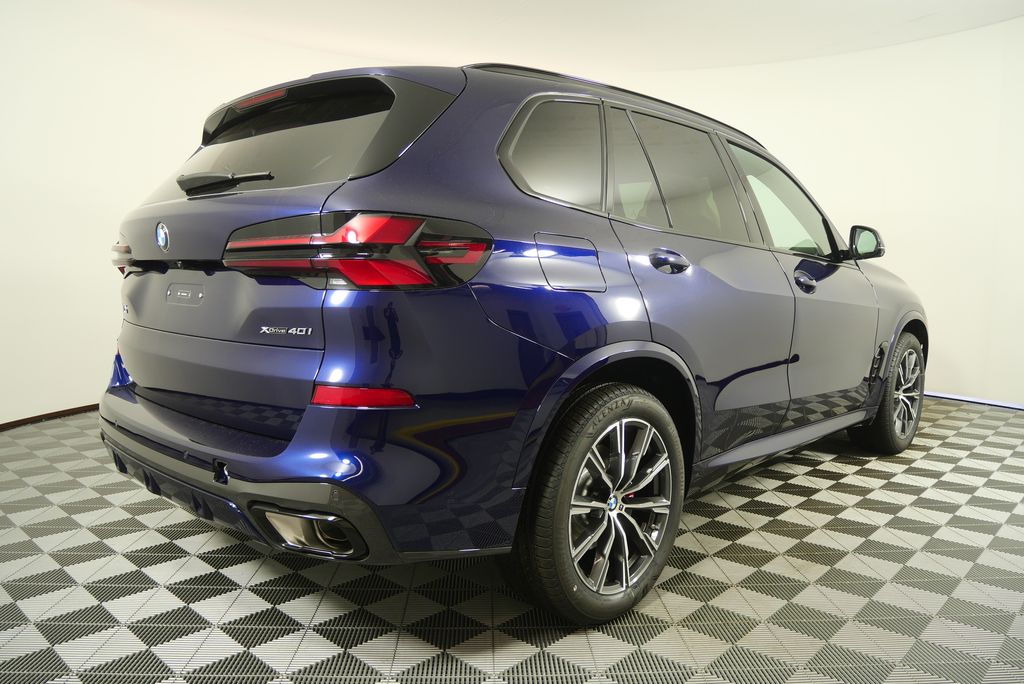 Thumbnail: 2026 BMW X5 - 3