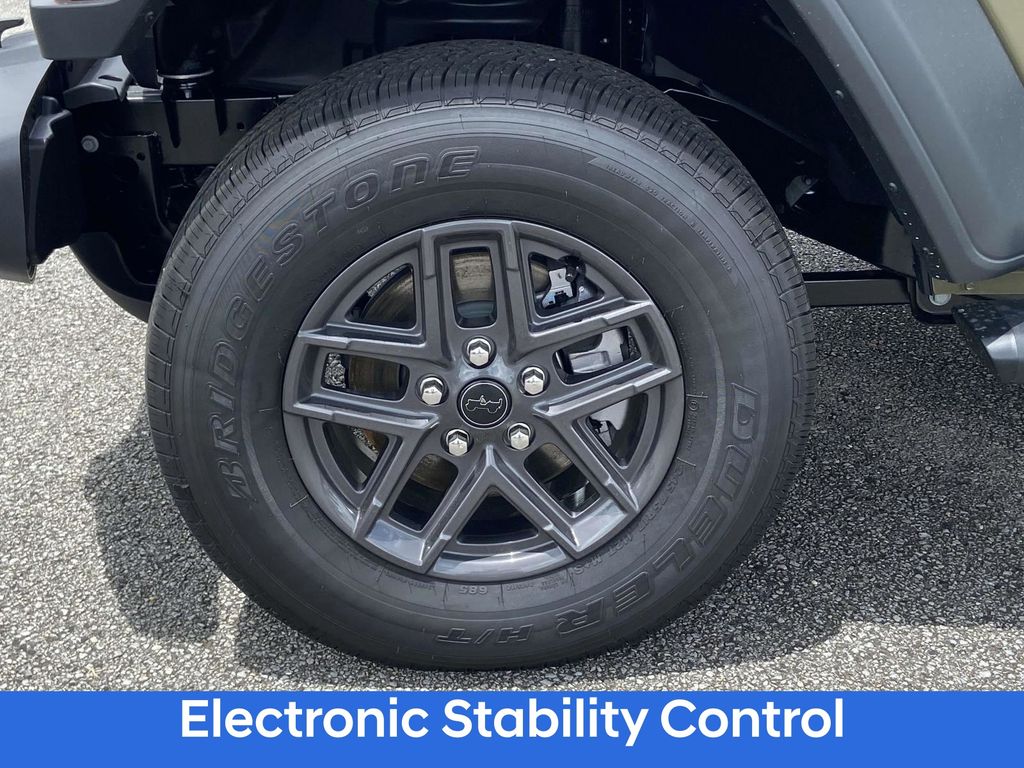 New 2025 Jeep Gladiator Sport New 2025 Jeep Gladiator Sport