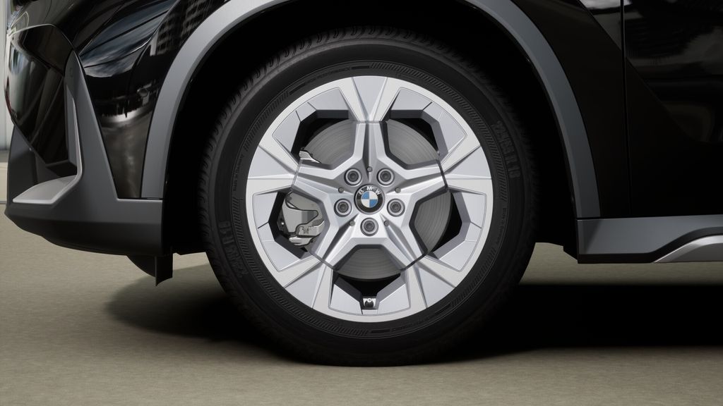 Thumbnail: 2026 BMW X1 - 21