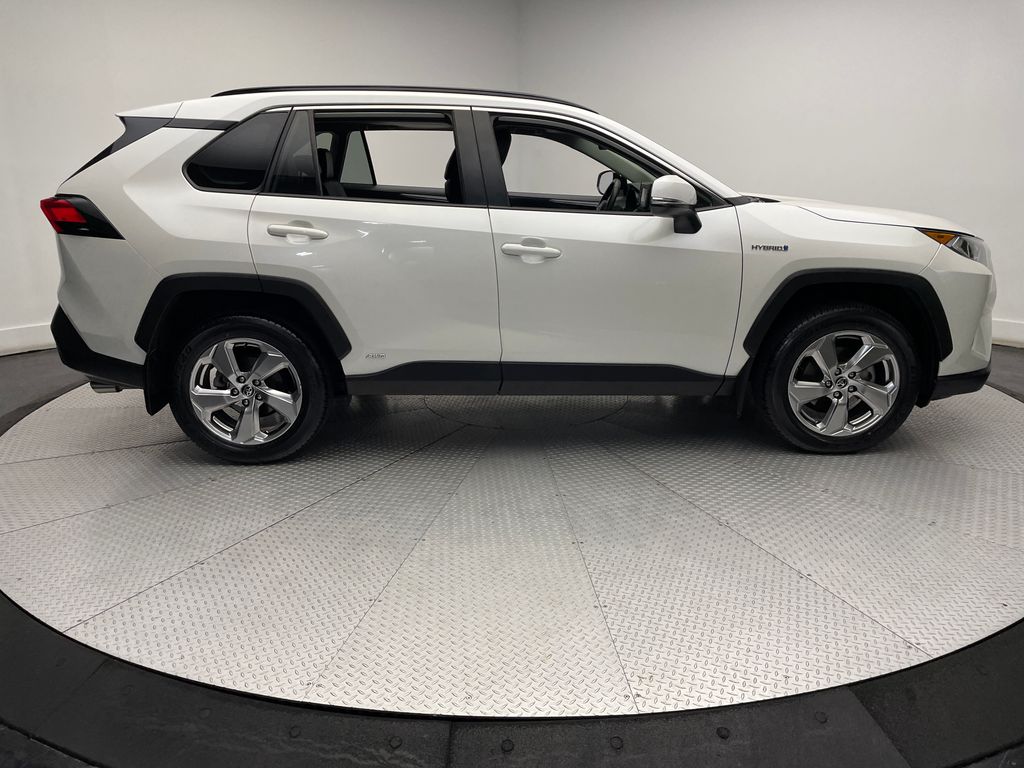 2021 Toyota RAV4 XLE Premium 4