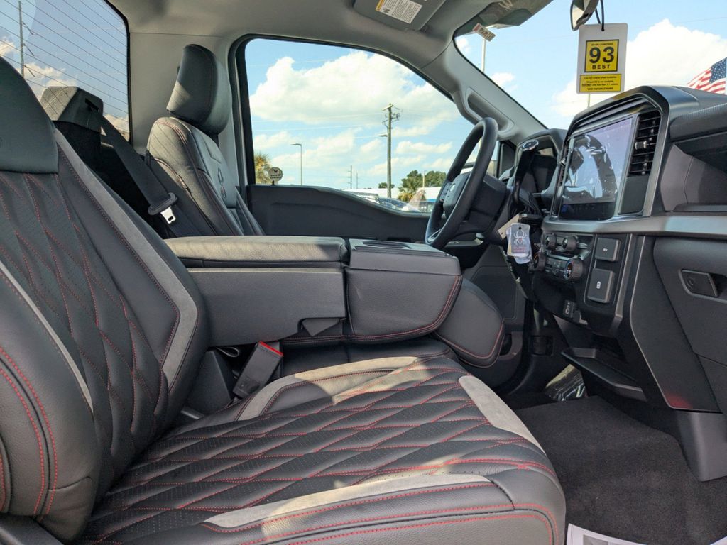2025 Ford F-150 Black Widow