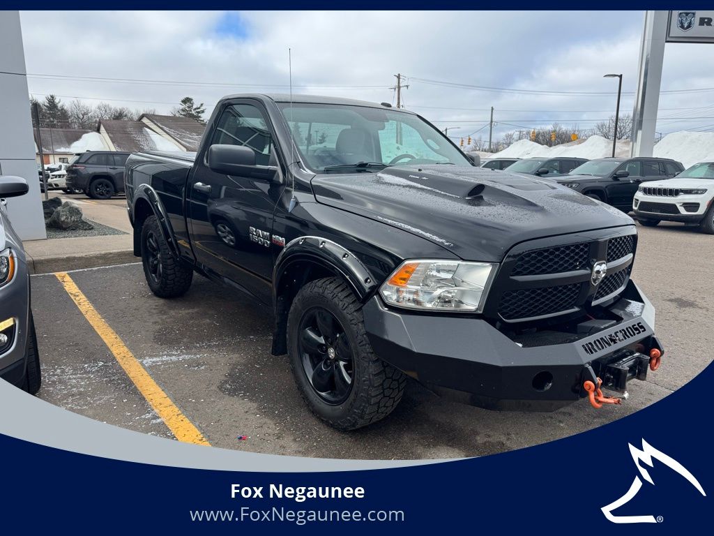 Black Clearcoat 2013 RAM 1500 Express 4WD Pickup Truck Four-Wheel Drive 6-Speed Automatic