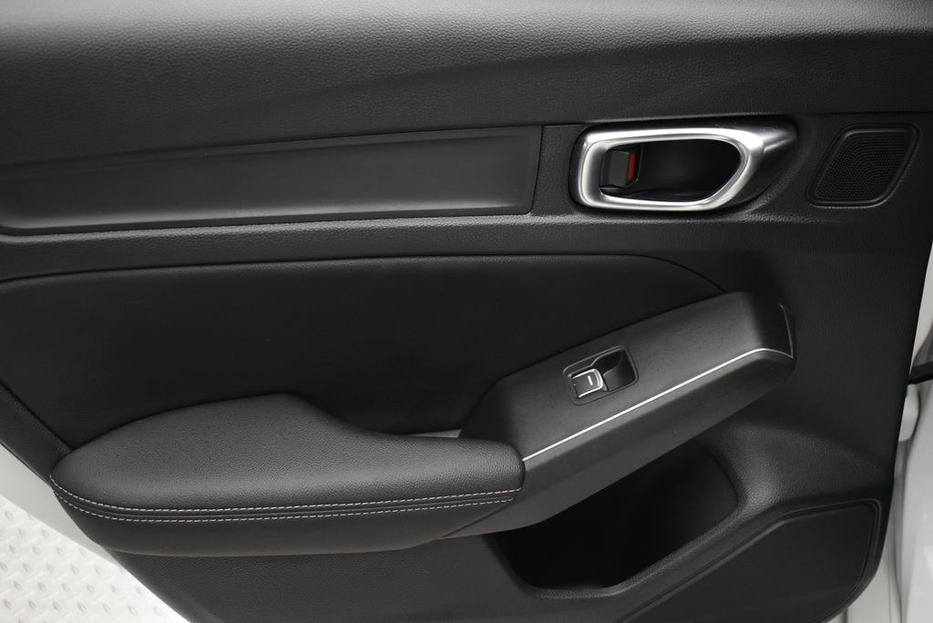 Thumbnail: 2023 Acura Integra - 32