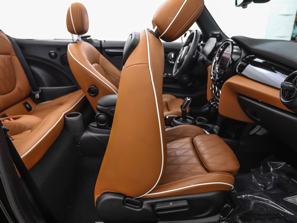 Thumbnail: 2023 MINI Cooper - 26