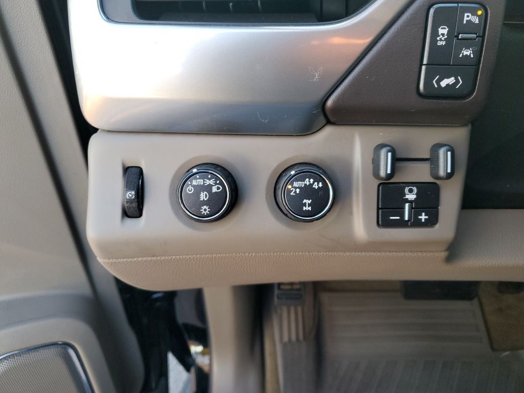 Used Car 2018 Chevrolet Tahoe  Premier For Sale Under $40,000 In Austin, Texas