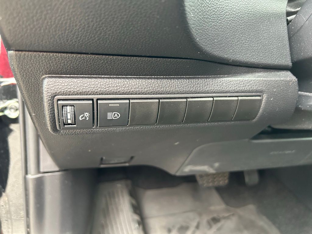 Thumbnail: 2025 Toyota Corolla - 16