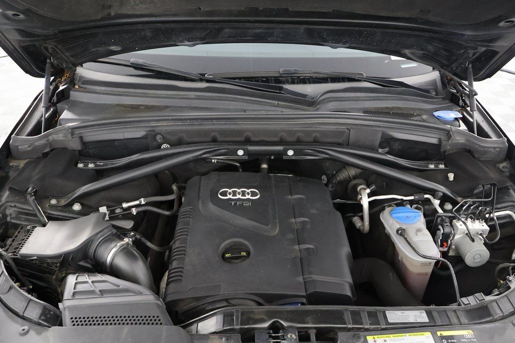 Thumbnail: 2016 Audi Q5 - 15