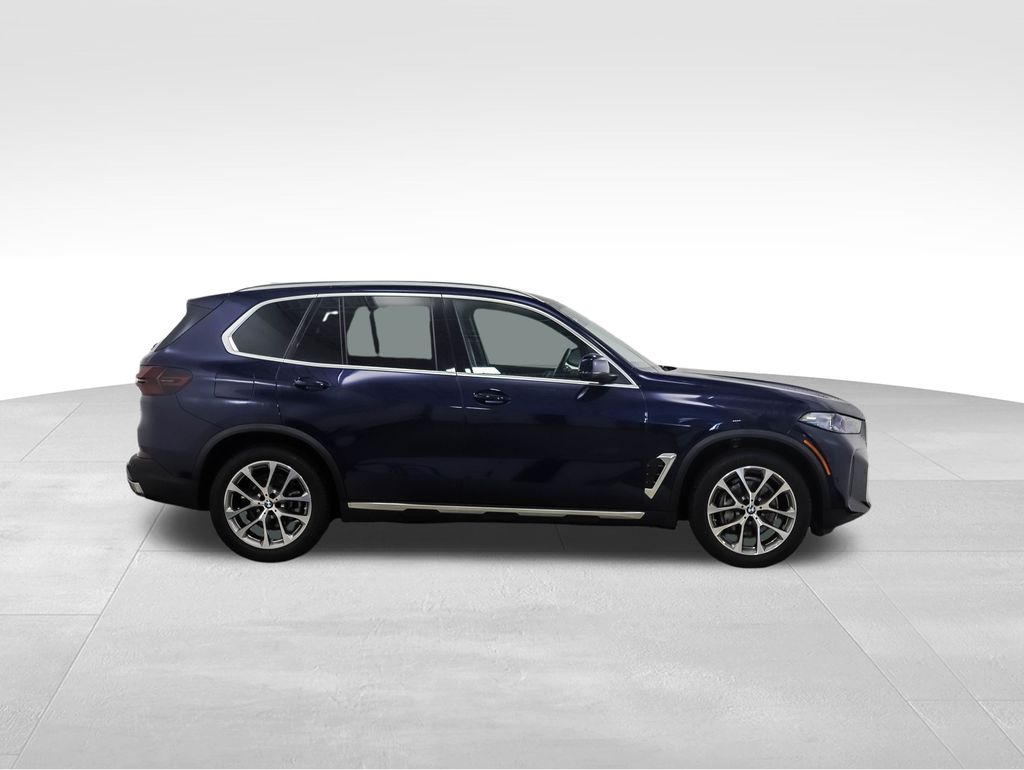 Thumbnail: 2024 BMW X5 - 6
