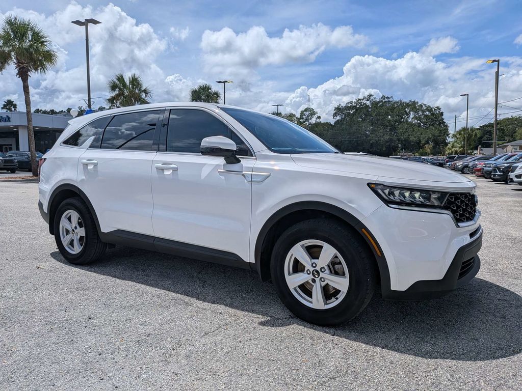 Glacial White Pearl 2021 Kia Sorento SUV / Crossover Front-Wheel Drive 8-Speed Automatic