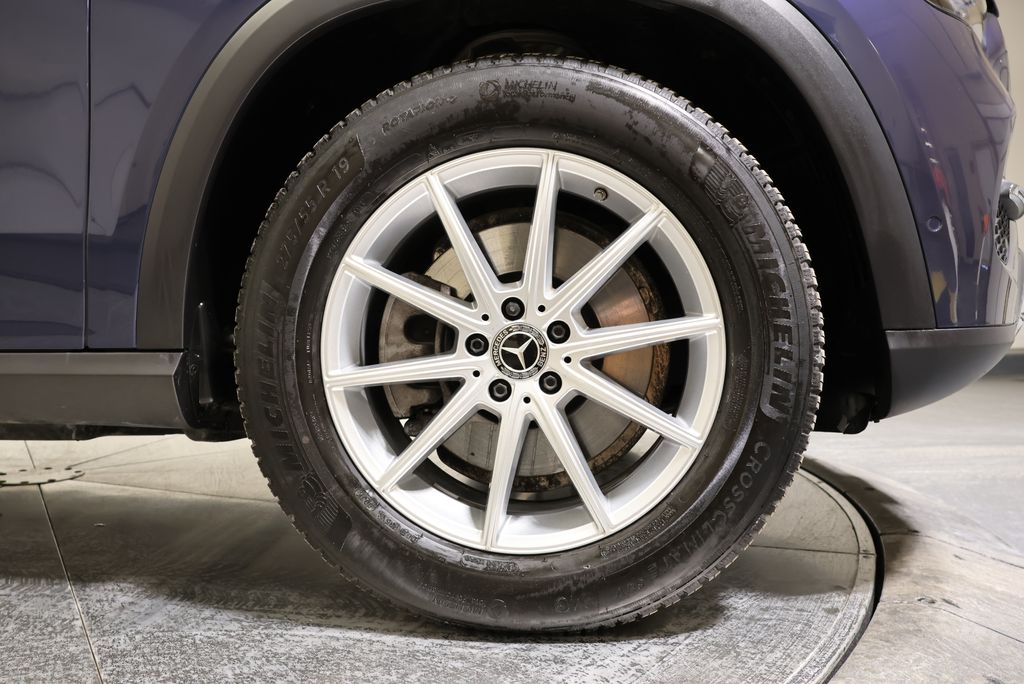 Thumbnail: 2026 Mercedes-Benz GLE - 14