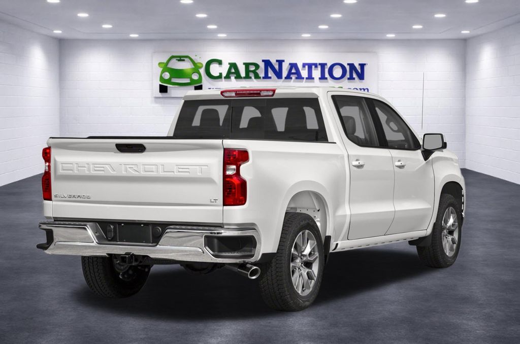 2019 Chevrolet Silverado 1500 LT - Image 4