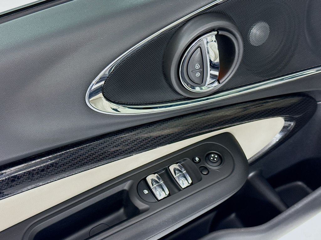 Thumbnail: 2024 MINI Cooper Clubman - 24