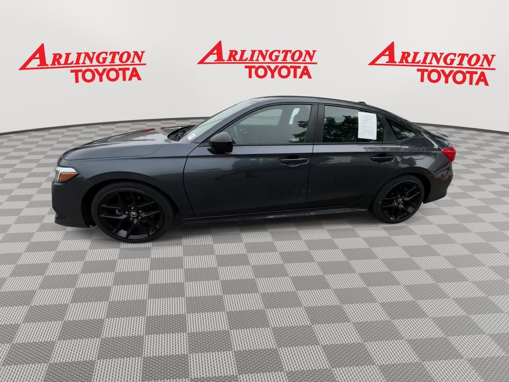 View vehicle photo 7