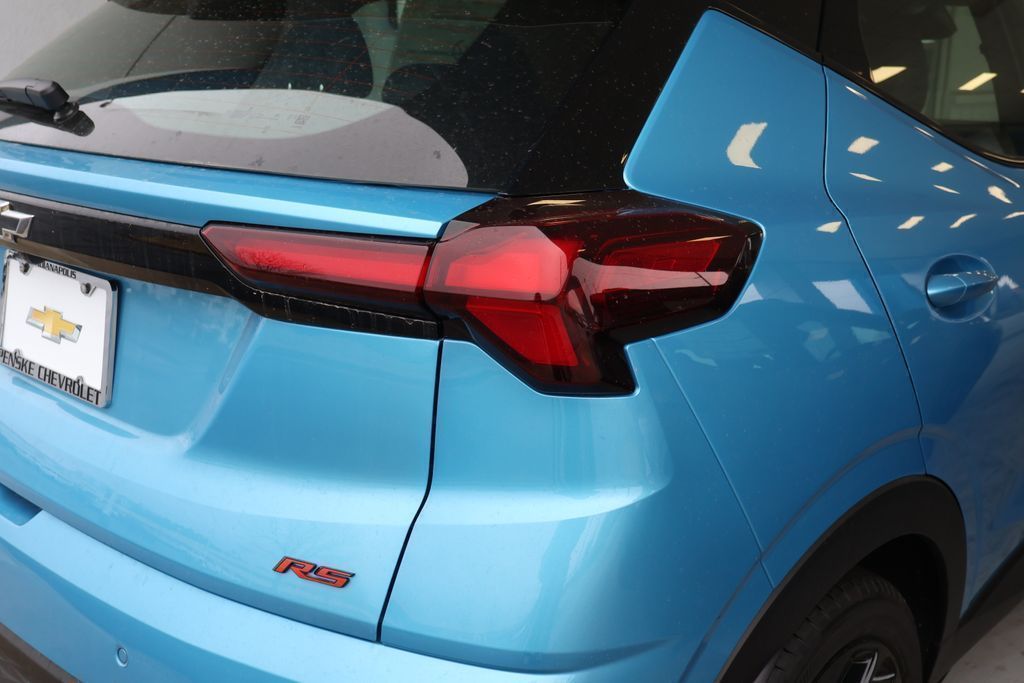 Thumbnail: 2027 Chevrolet Bolt EV - 7