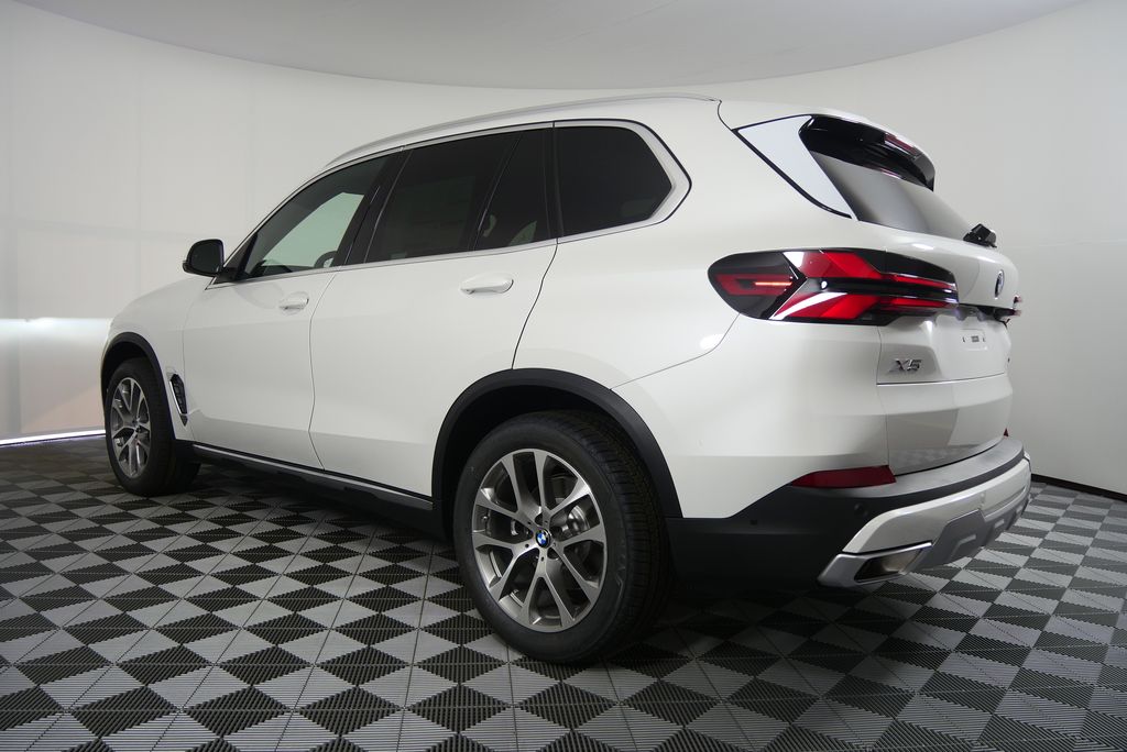 2026 BMW X5 xDrive40i 5