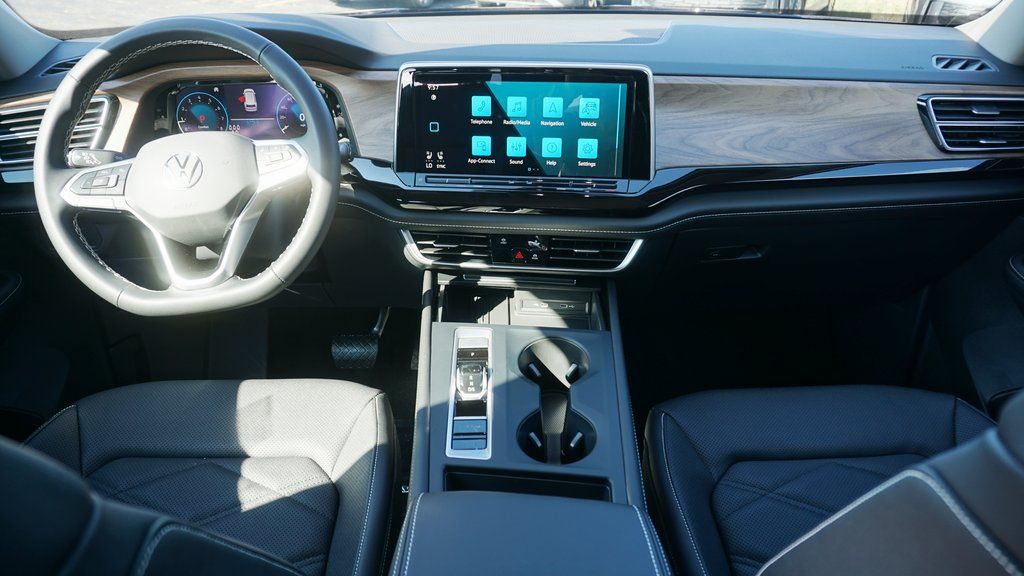 2026 Volkswagen Atlas SE - Photo 11