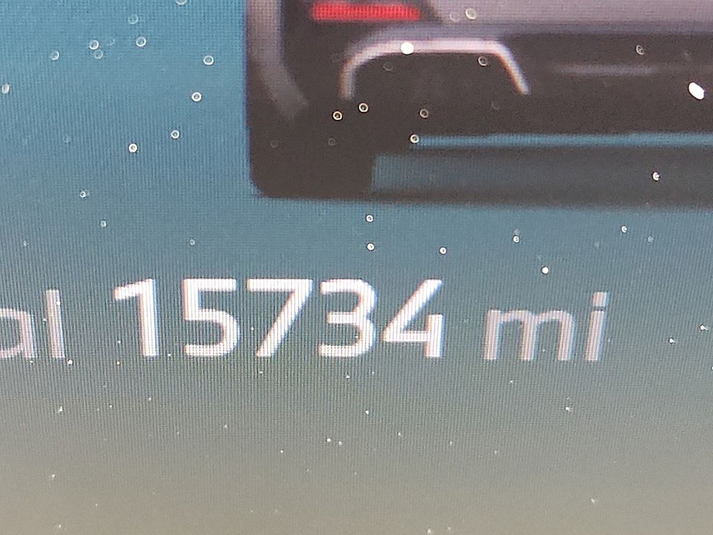 Thumbnail: 2025 BMW i4 - 21