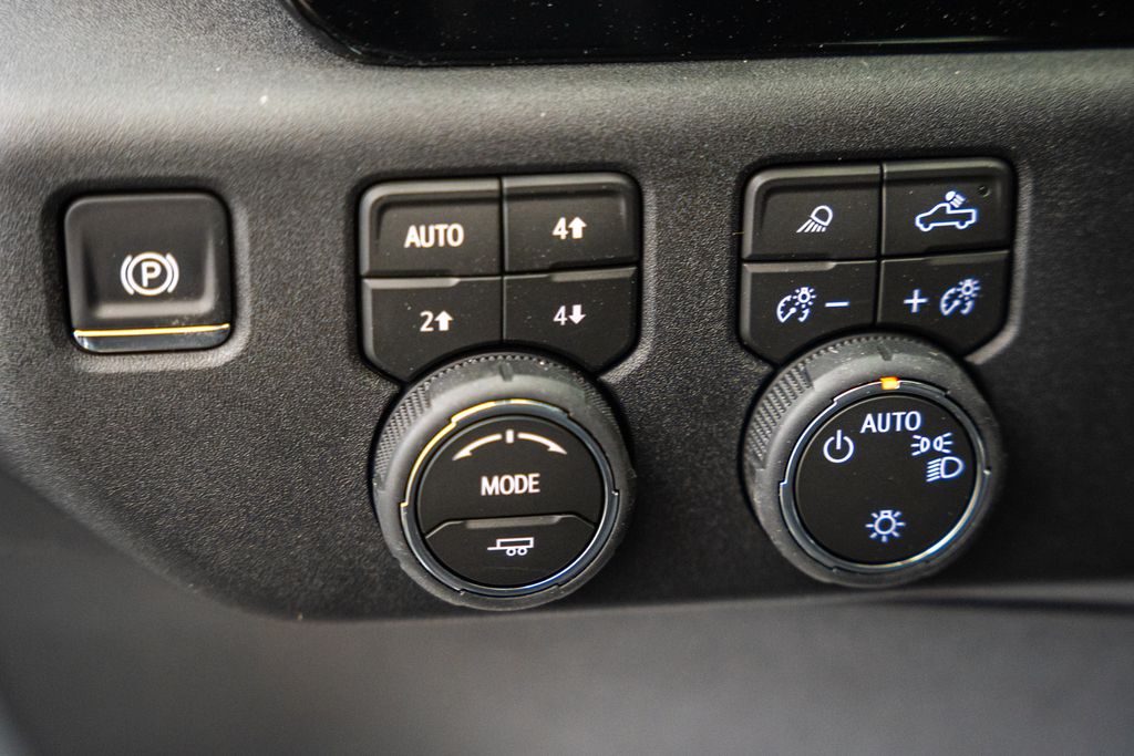 ChevroletSilverado 150046