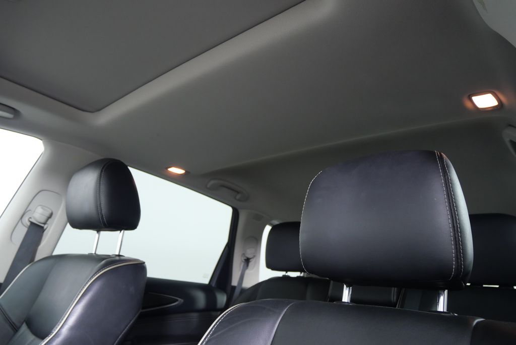 2017 INFINITI QX60 Base 11