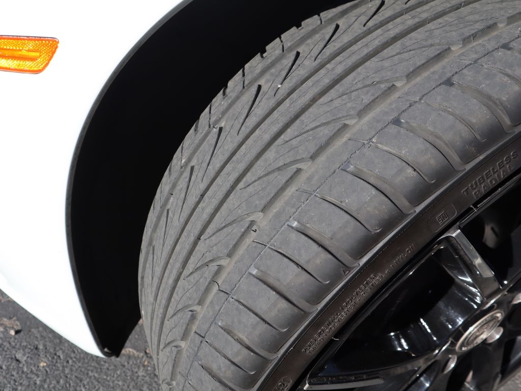 Thumbnail: 2015 Porsche Panamera - 13