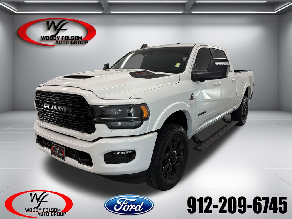 Bright White Clearcoat 2024 RAM 2500 Pickup Truck Four-Wheel Drive 6-Speed Automatic