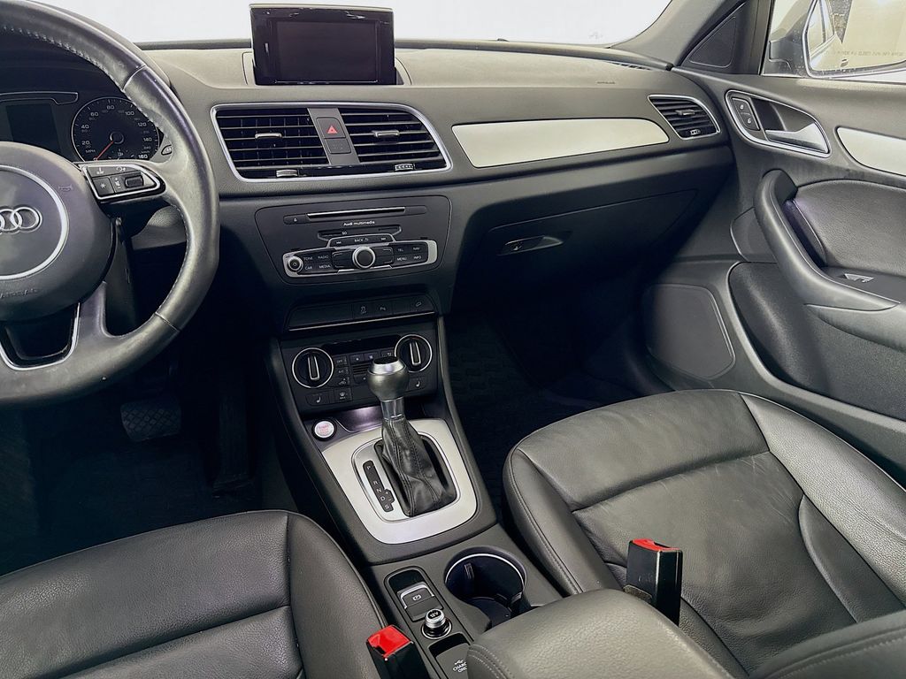 Thumbnail: 2017 Audi Q3 - 25