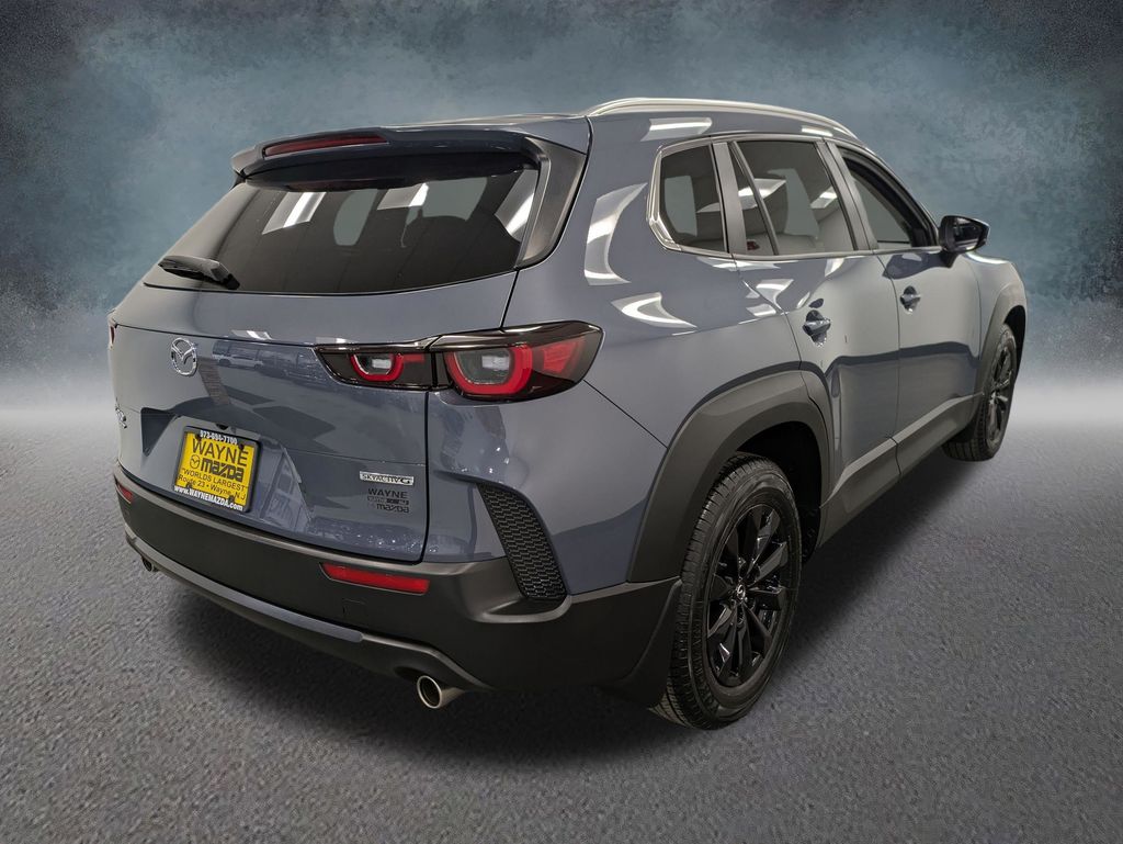 View vehicle photo 4
