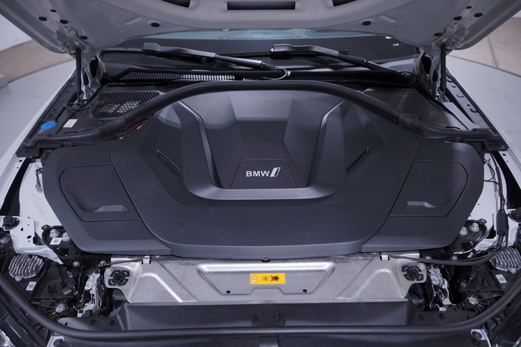 Thumbnail: 2023 BMW i4 - 24