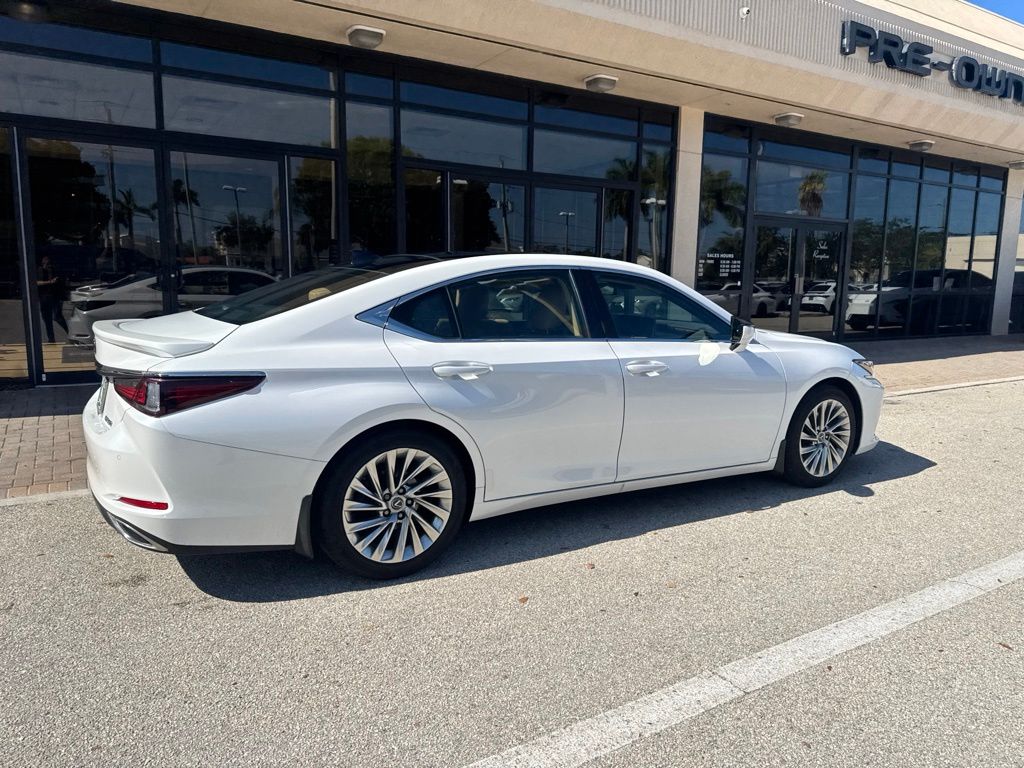 Certified Used 2022 White Lexus 350 Ultra Luxury image 5