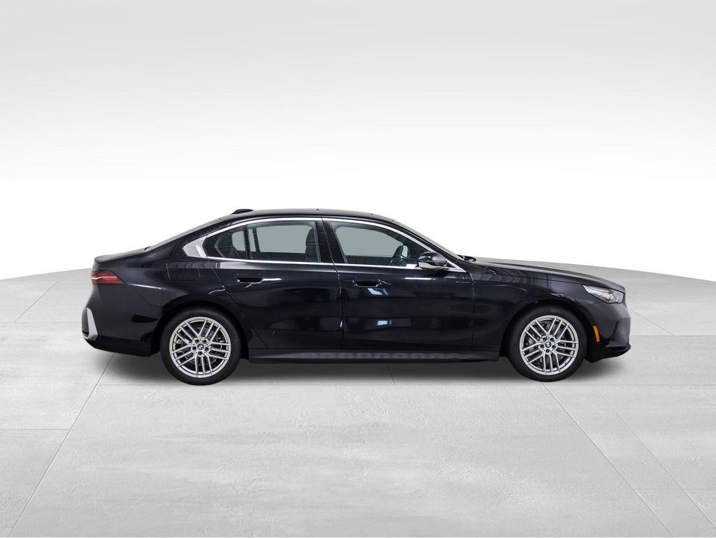 2024 BMW 5 Series 530i xDrive 6