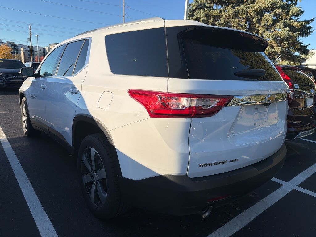 Thumbnail: 2018 Chevrolet Traverse - 2
