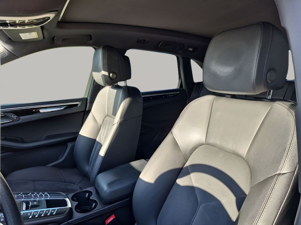 Used Car 2018 Porsche Macan  For Sale Under $25,000 In Austin, Texas