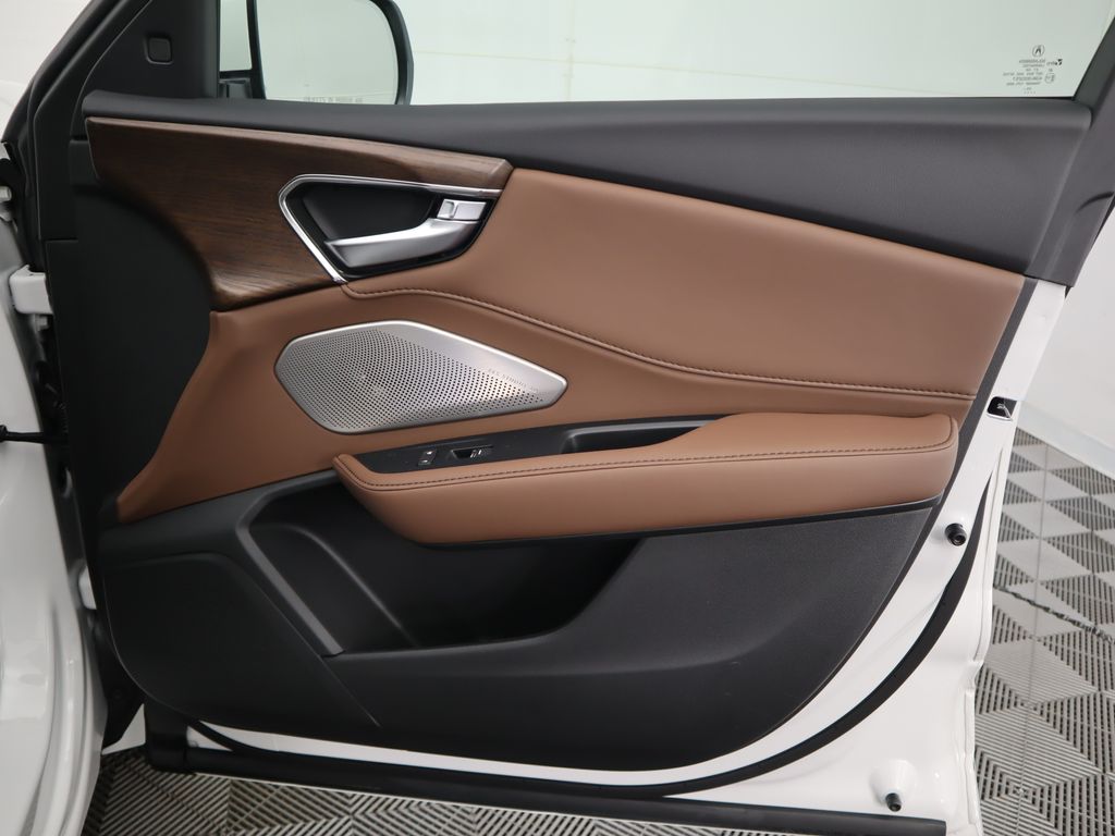 Thumbnail: 2026 Acura RDX - 27