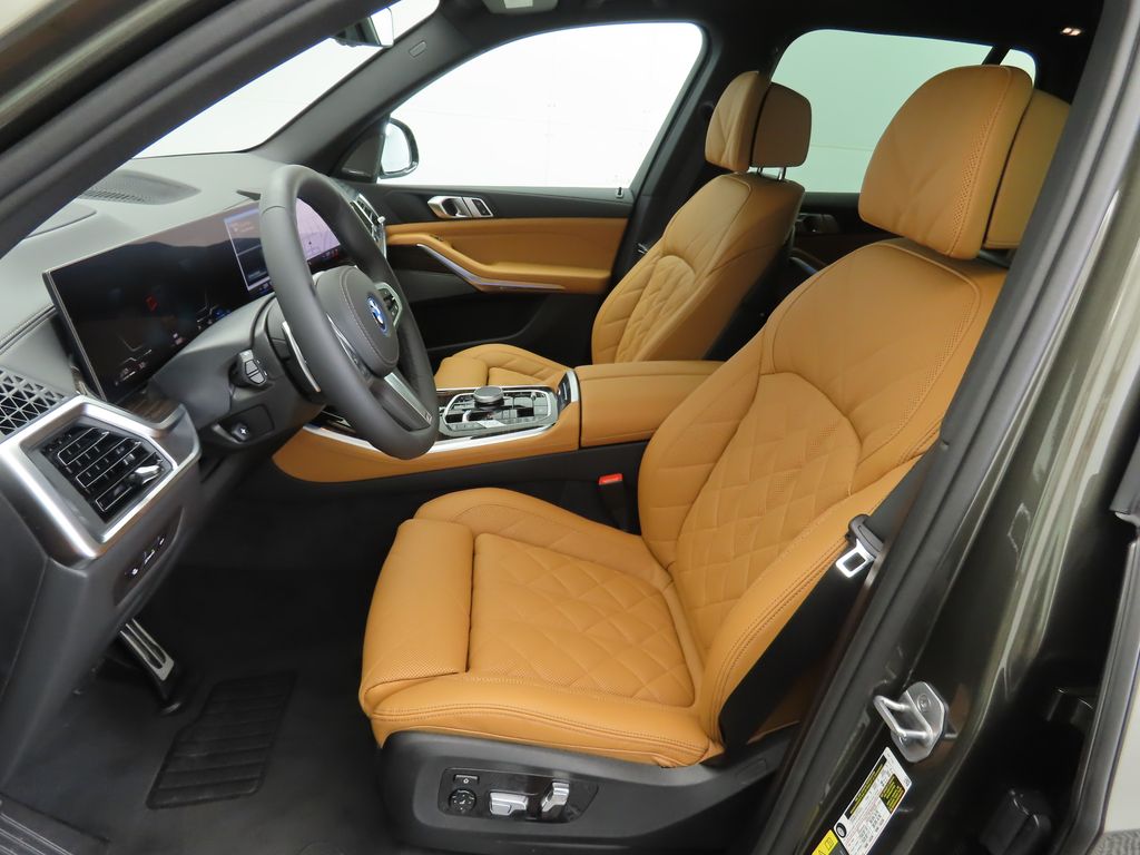 Thumbnail: 2026 BMW X5 - 19