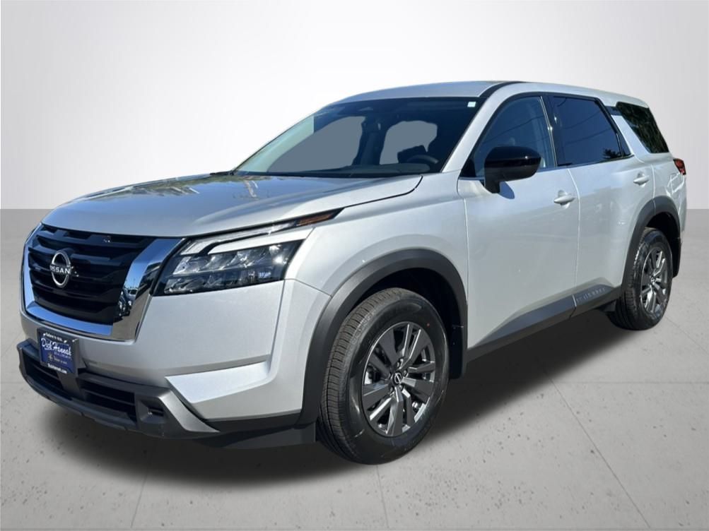 2025 Nissan Pathfinder S