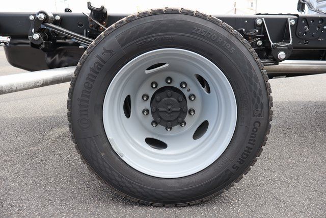 new 2026 Ford F-550SD car, priced at $81,150