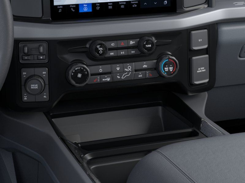 New 2026 Oxford White Ford F-250® XLT image 14