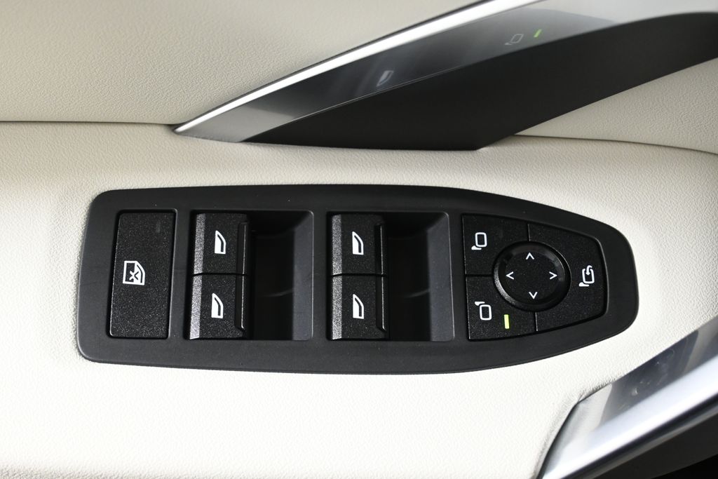 Thumbnail: 2026 BMW X1 - 27