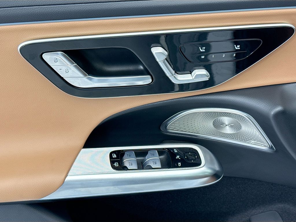 Thumbnail: 2026 Mercedes-Benz E-Class - 22