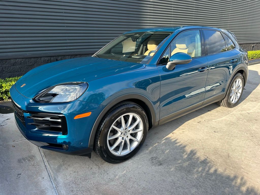 Thumbnail: 2026 Porsche Cayenne - 7