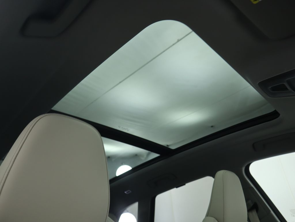 Thumbnail: 2025 Audi Q5 - 20