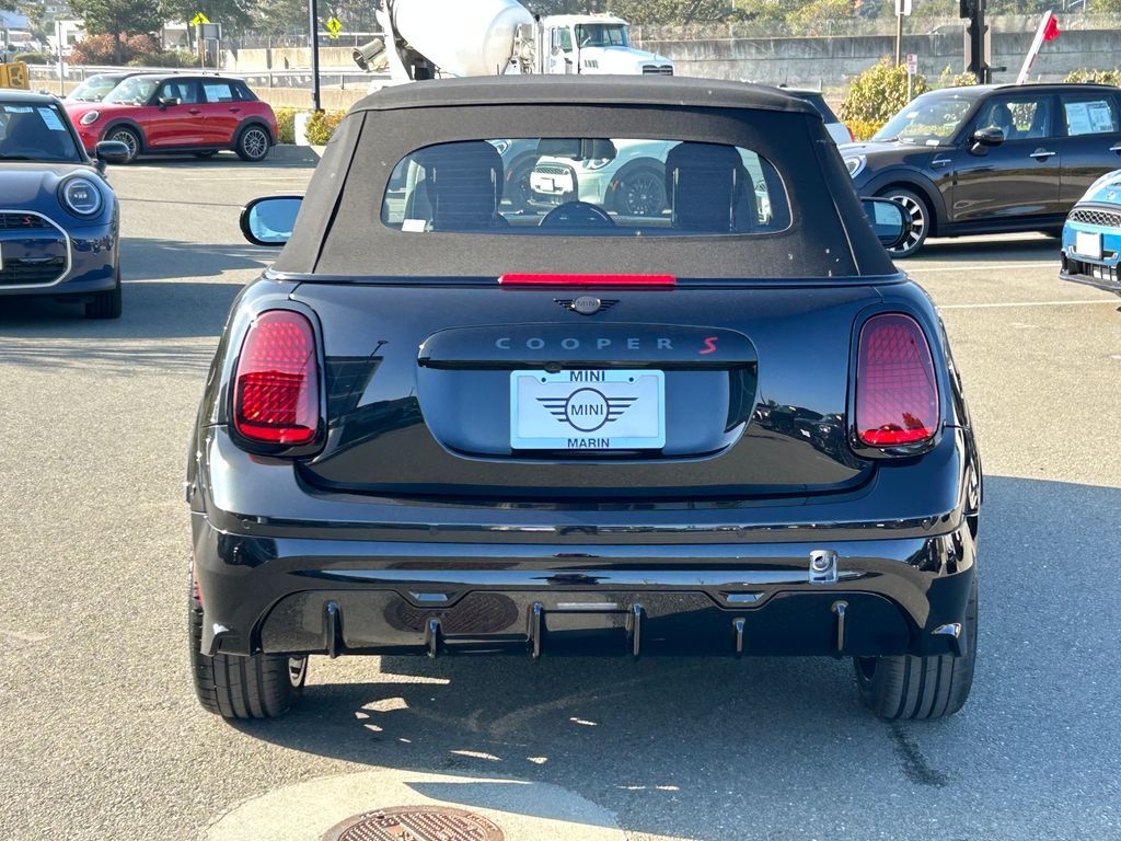 Thumbnail: 2026 MINI Cooper - 4
