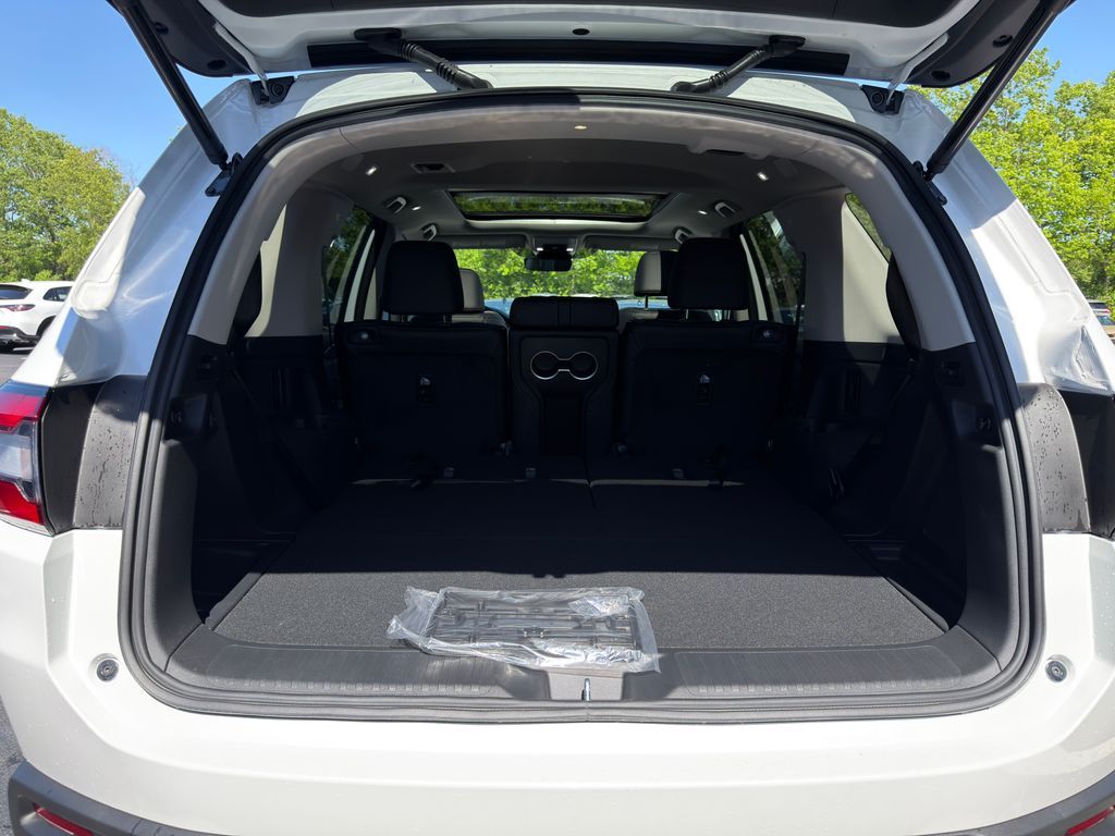 Thumbnail: 2026 Honda Pilot - 21