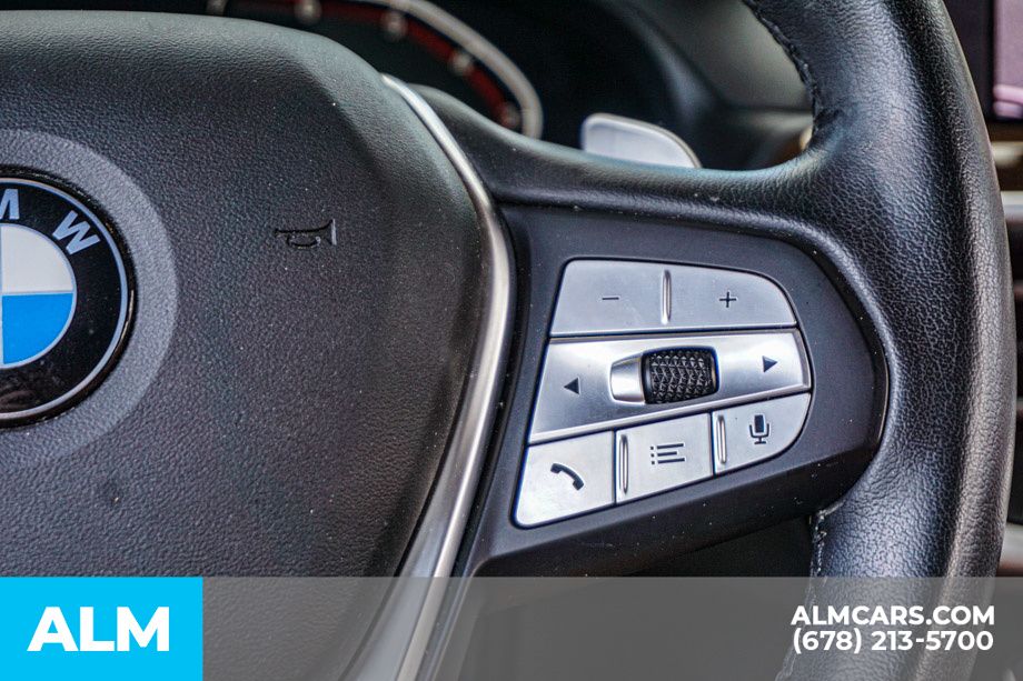 Used 2022 White BMW xDrive30i image 31