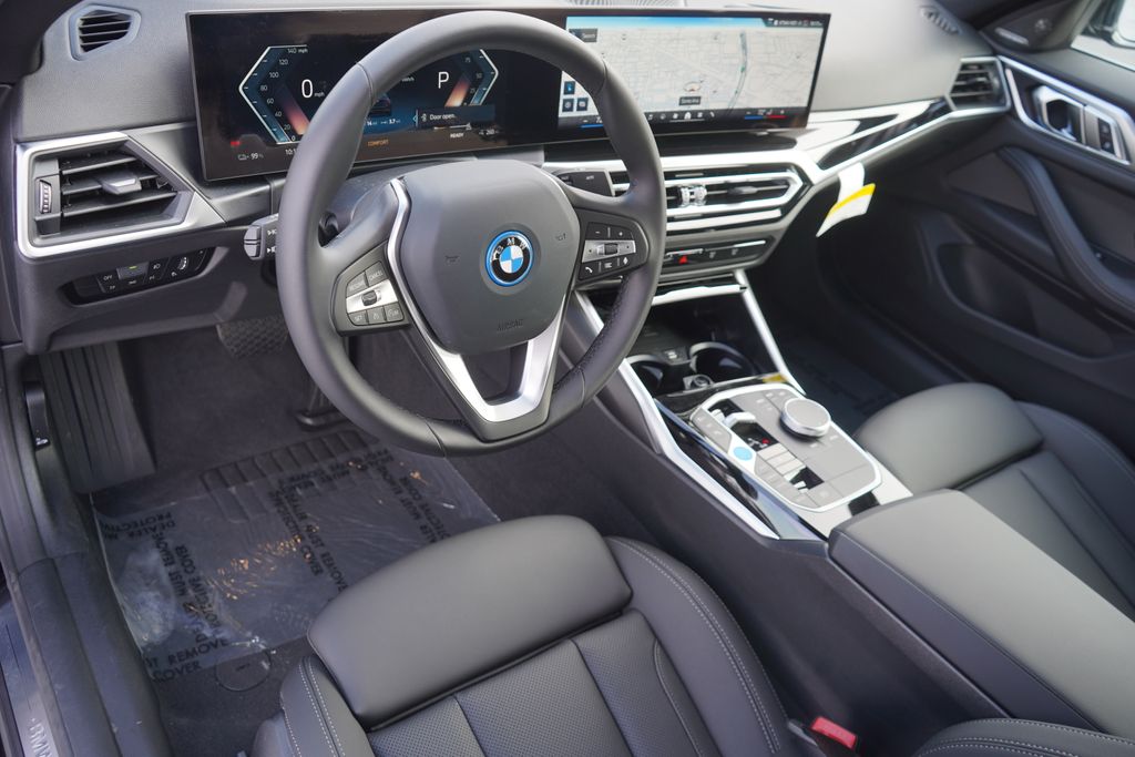 2024 BMW i4 eDrive40 12