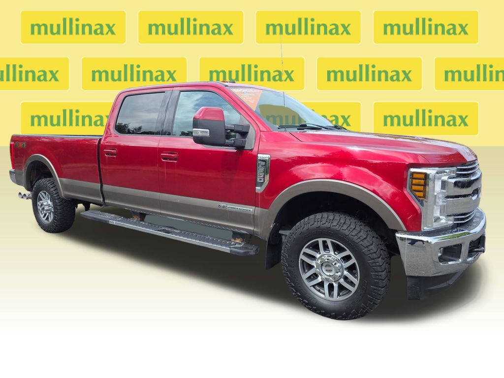 Ruby Red Metallic Tinted Clearcoat 2018 Ford F-350 Super Duty Pickup Truck Four-Wheel Drive 6-Speed Automatic